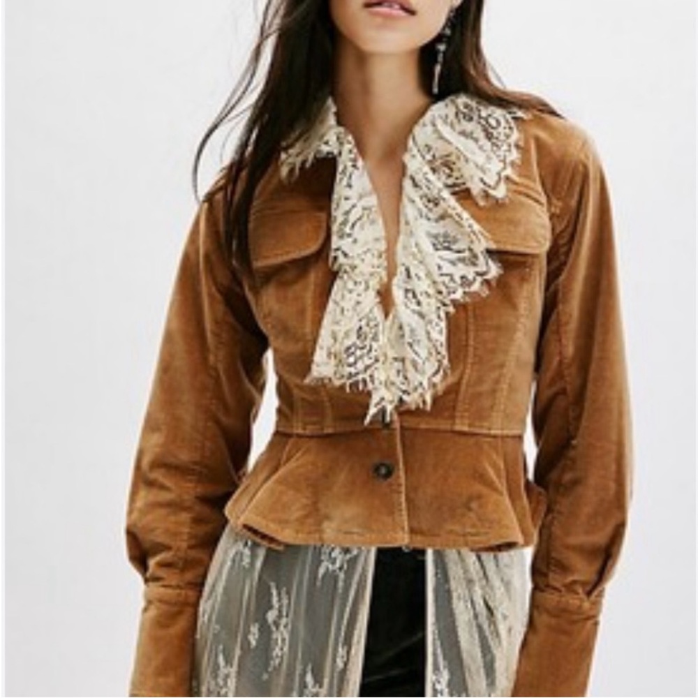 We The Free Jocelyn Velvet Jacket by Free People size small in Brown Sugar